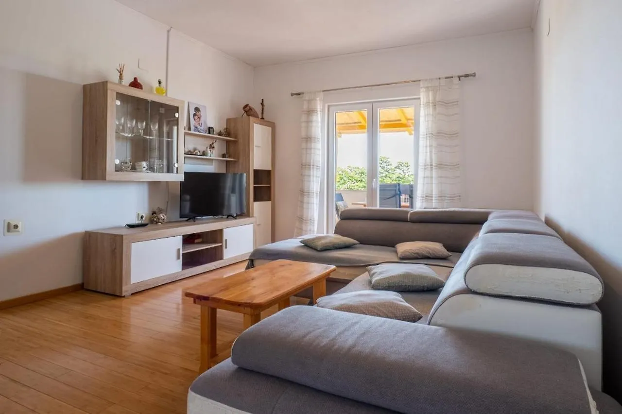 Family Friendly Apartments With A Swimming Pool Rtina - Stosici, Zadar - 21450